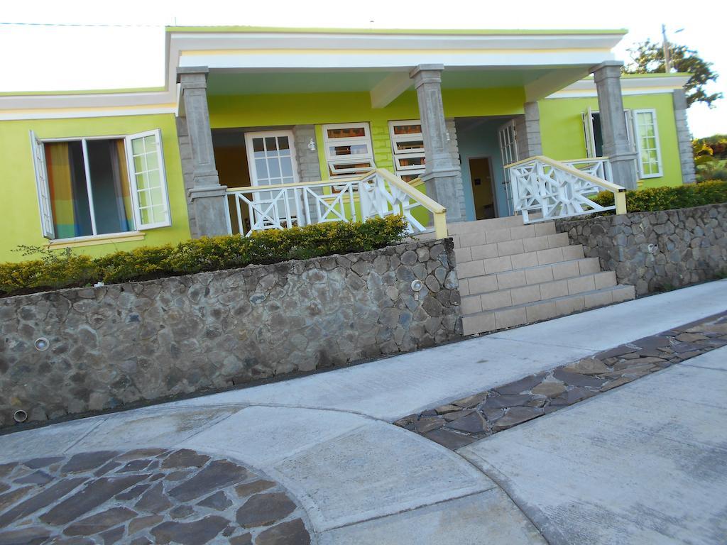 Diamond View Cottages Roseau Luaran gambar