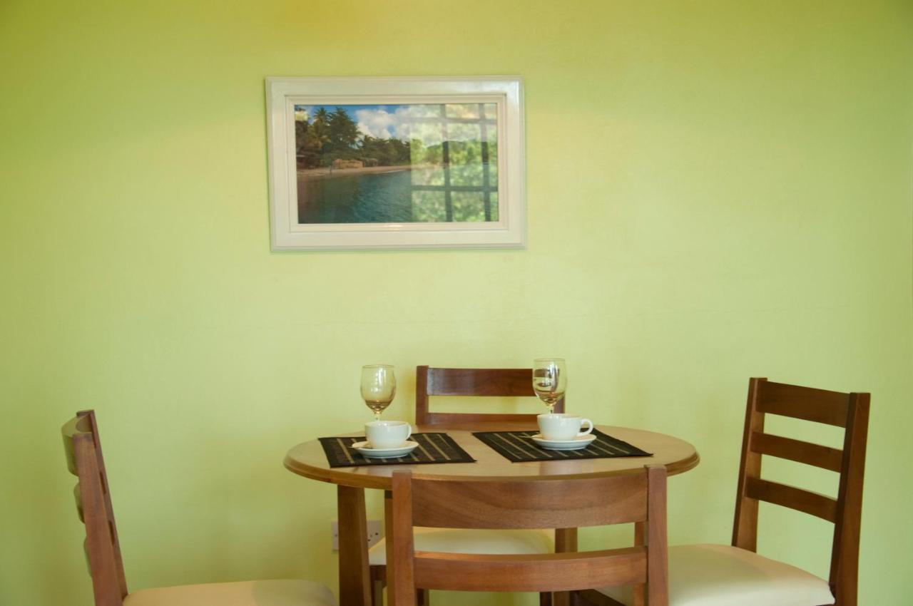 Diamond View Cottages Roseau Bilik gambar