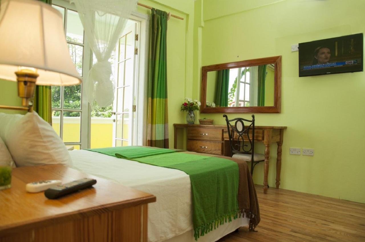 Diamond View Cottages Roseau Luaran gambar