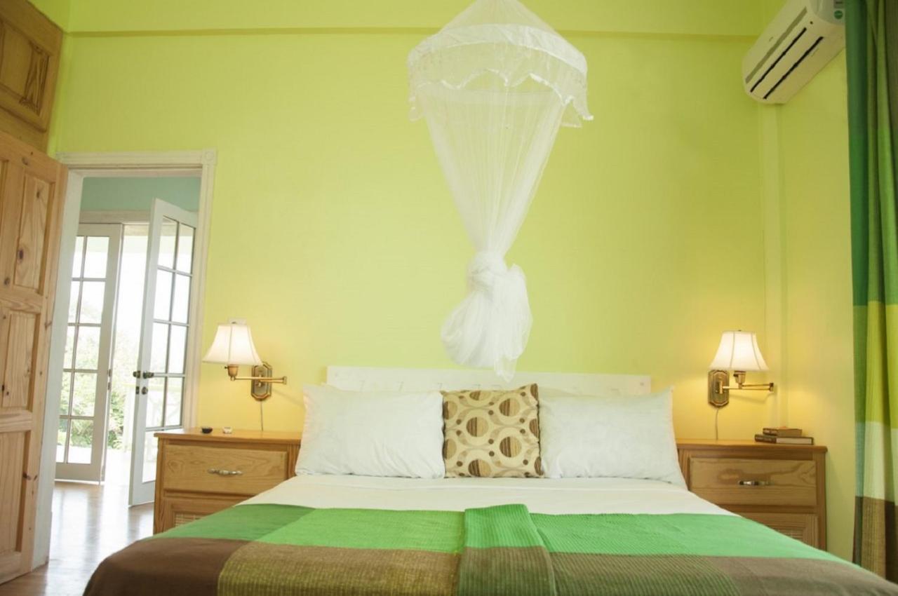 Diamond View Cottages Roseau Luaran gambar